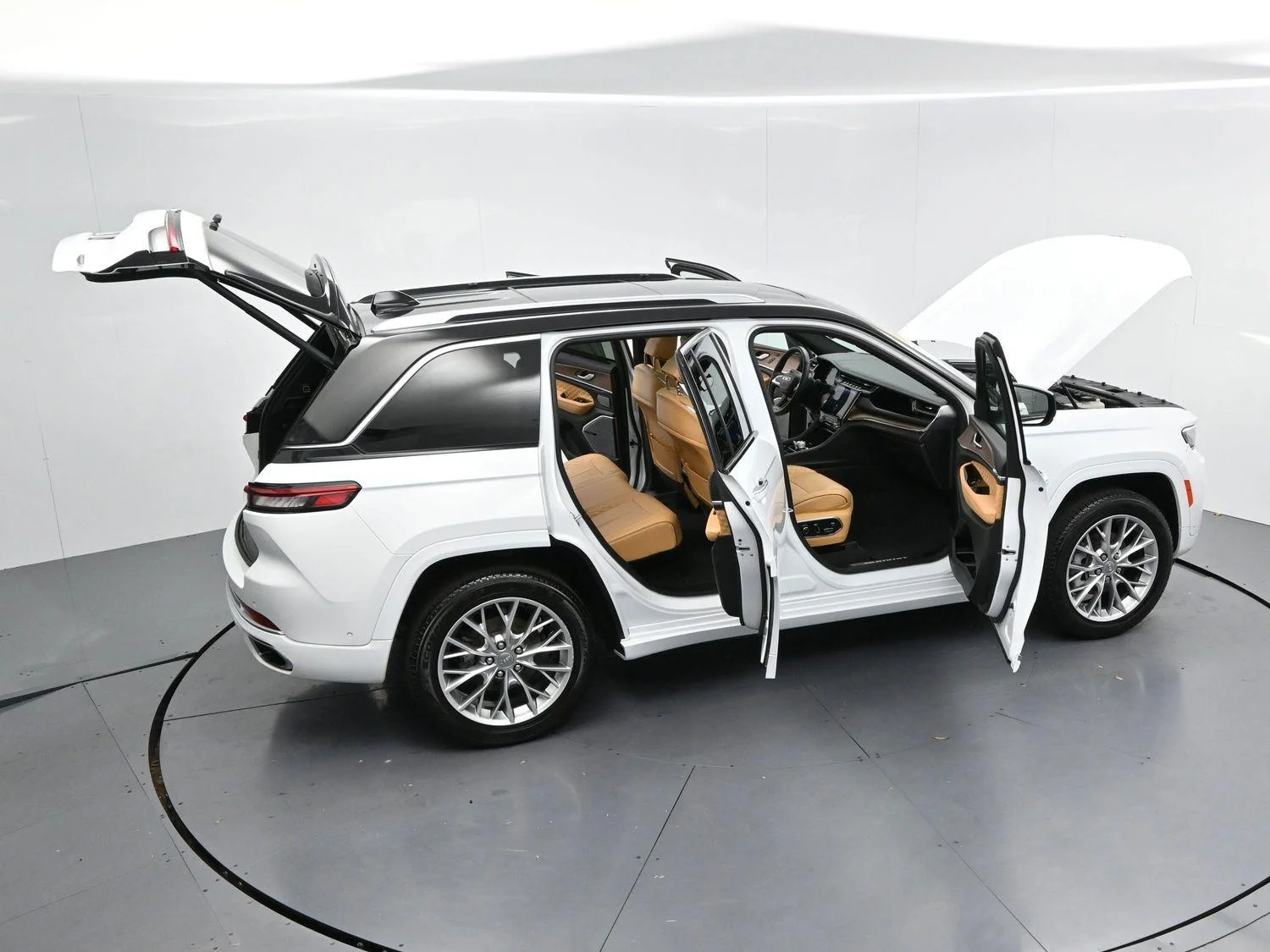 Used 2022 White Jeep Summit image 46