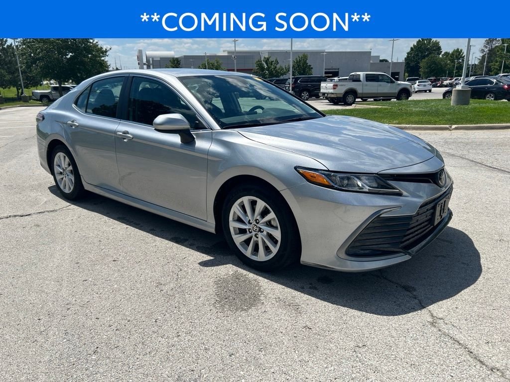 Used 2024 Toyota Camry LE with VIN 4T1C11AK3RU872125 for sale in Kansas City