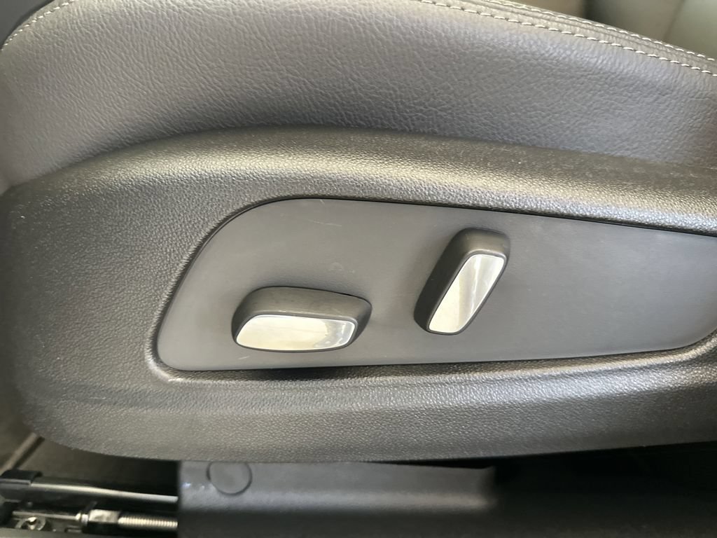2026 Cadillac XT5 Luxury - Photo 15