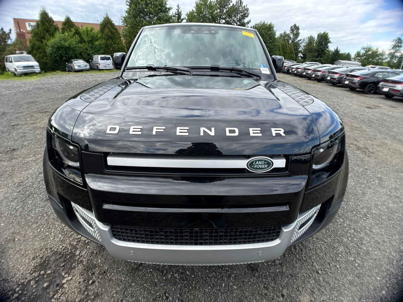 Used 2025 Black Land Rover S image 8