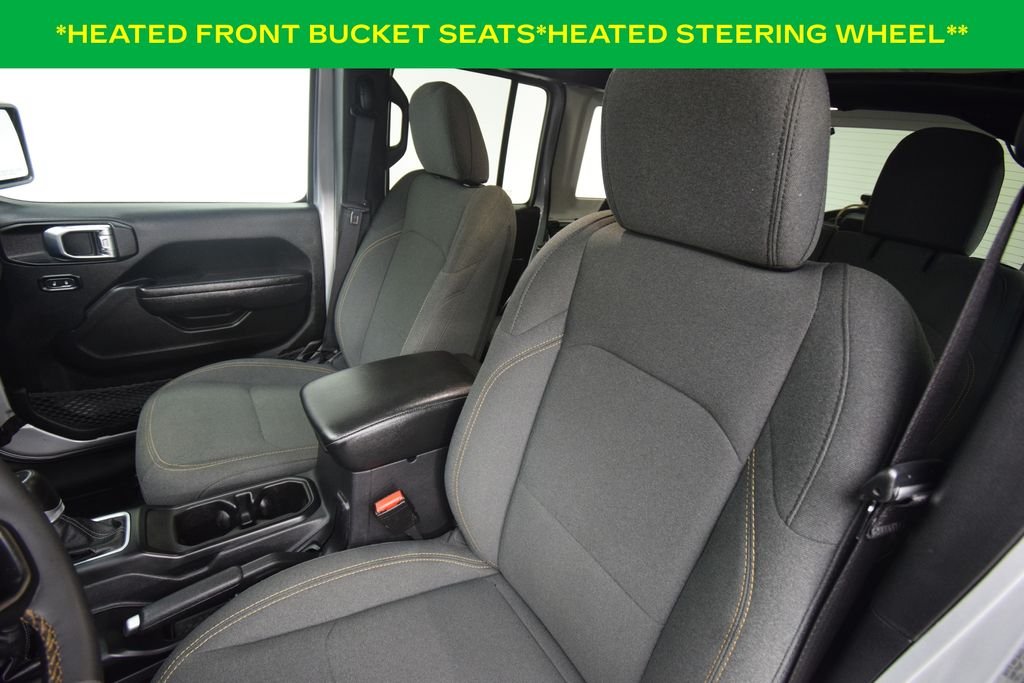 Used 2024 Silver Zynith Clearcoat Jeep Sport S image 12