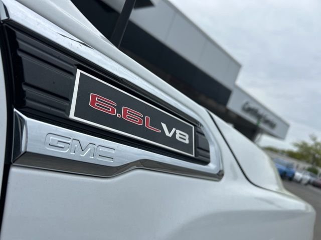 Used 2022 White GMC Pro image 19