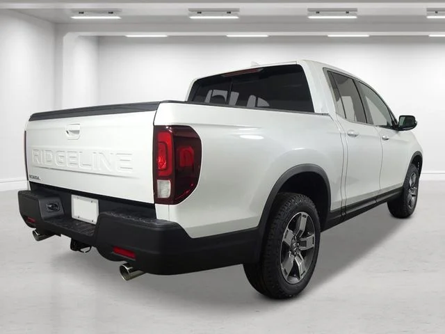 New 2026 Platinum White Pearl Honda RTL image 6