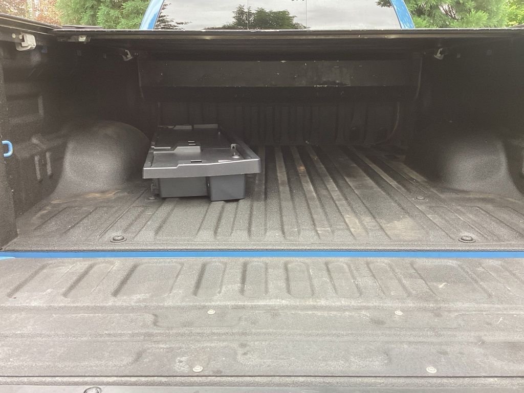 Used 2019 Blue Toyota SR5 image 20