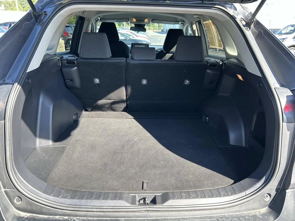Used 2021 Gray Toyota LE image 10