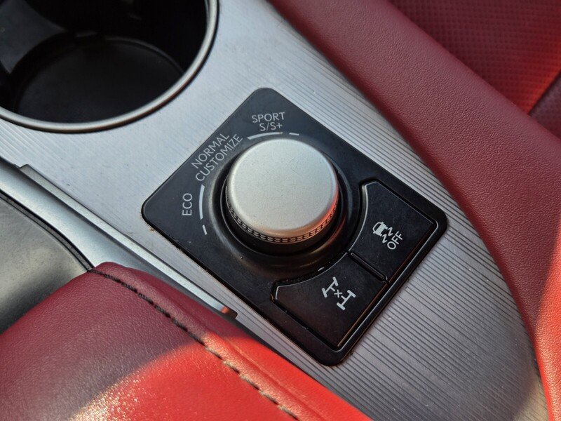 Used 2019 White Lexus 350 F Sport image 35