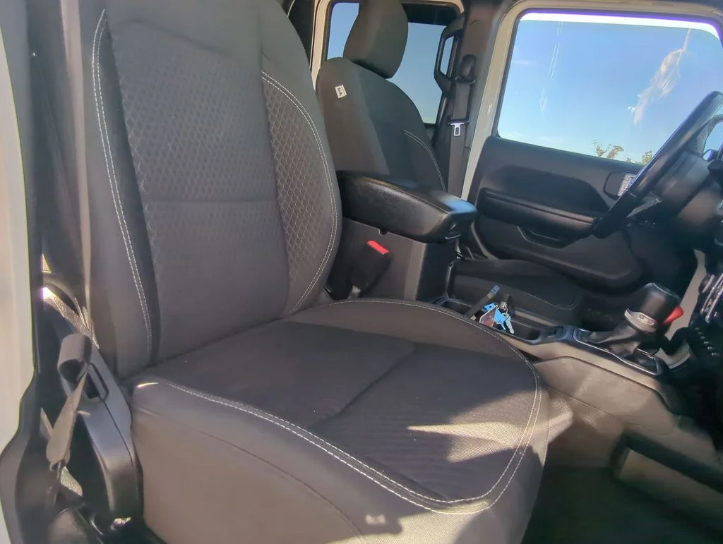 Used 2021 White Jeep Sport image 23