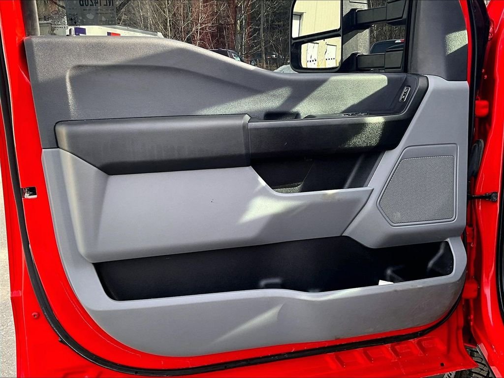Used 2024 Red Ford XL image 18