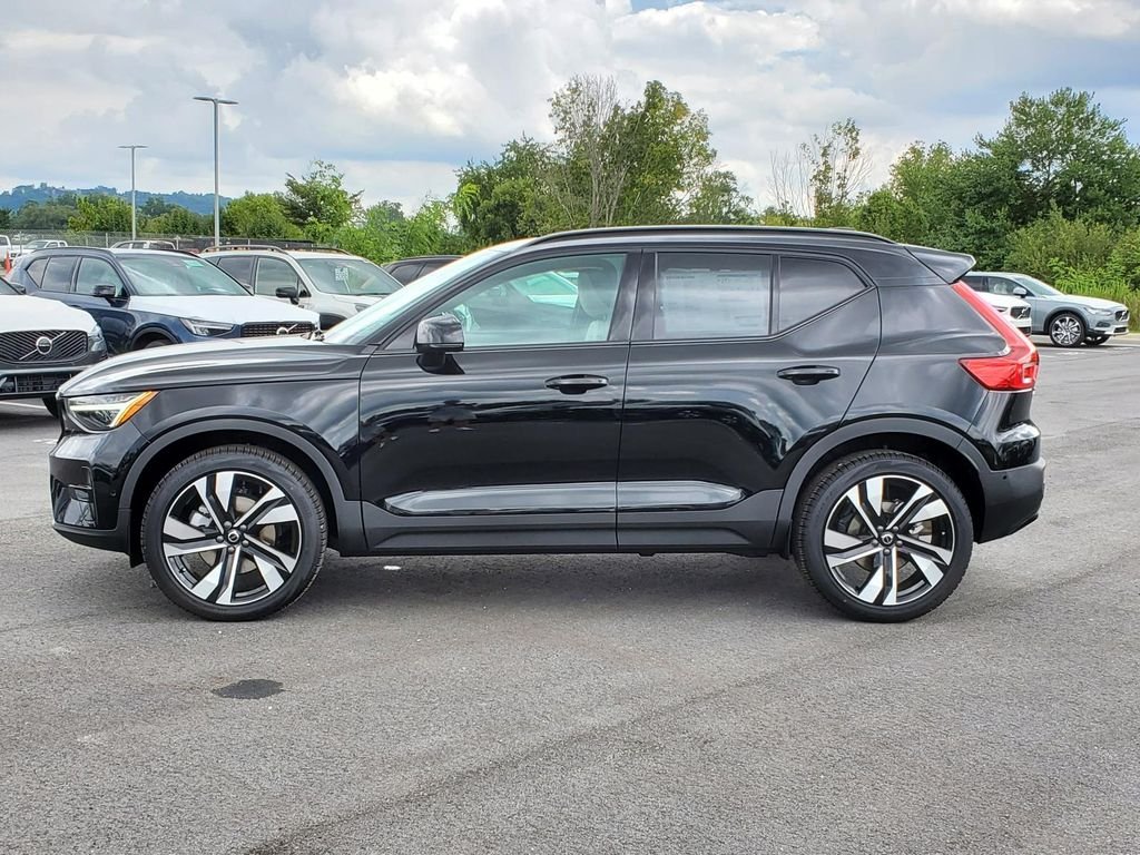 2026 Volvo XC40 Plus - Photo 22