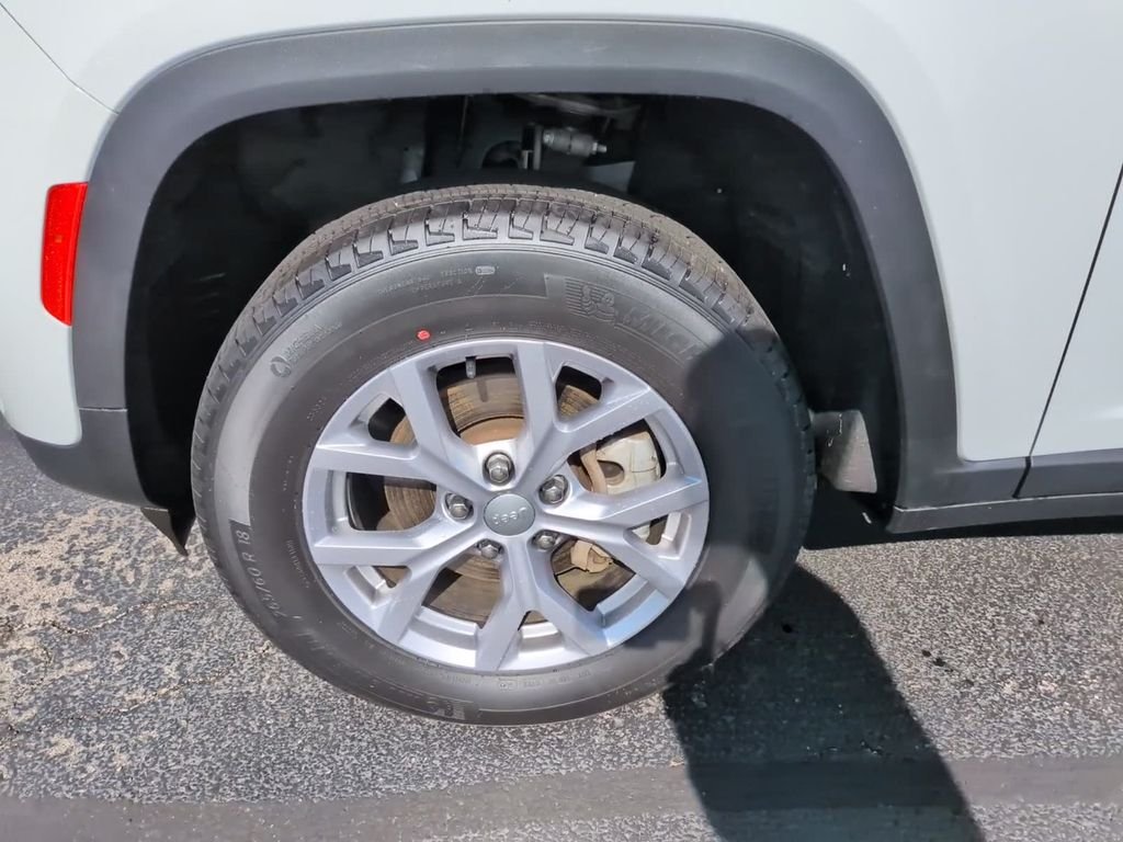 Certified Used 2022 White Jeep Limited image 11
