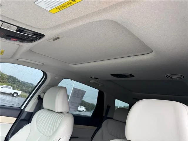 Used 2023 Hyper White Hyundai Limited image 14