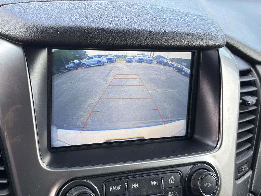 Used 2018 SILVER ICE METALLIC Chevrolet LT image 27