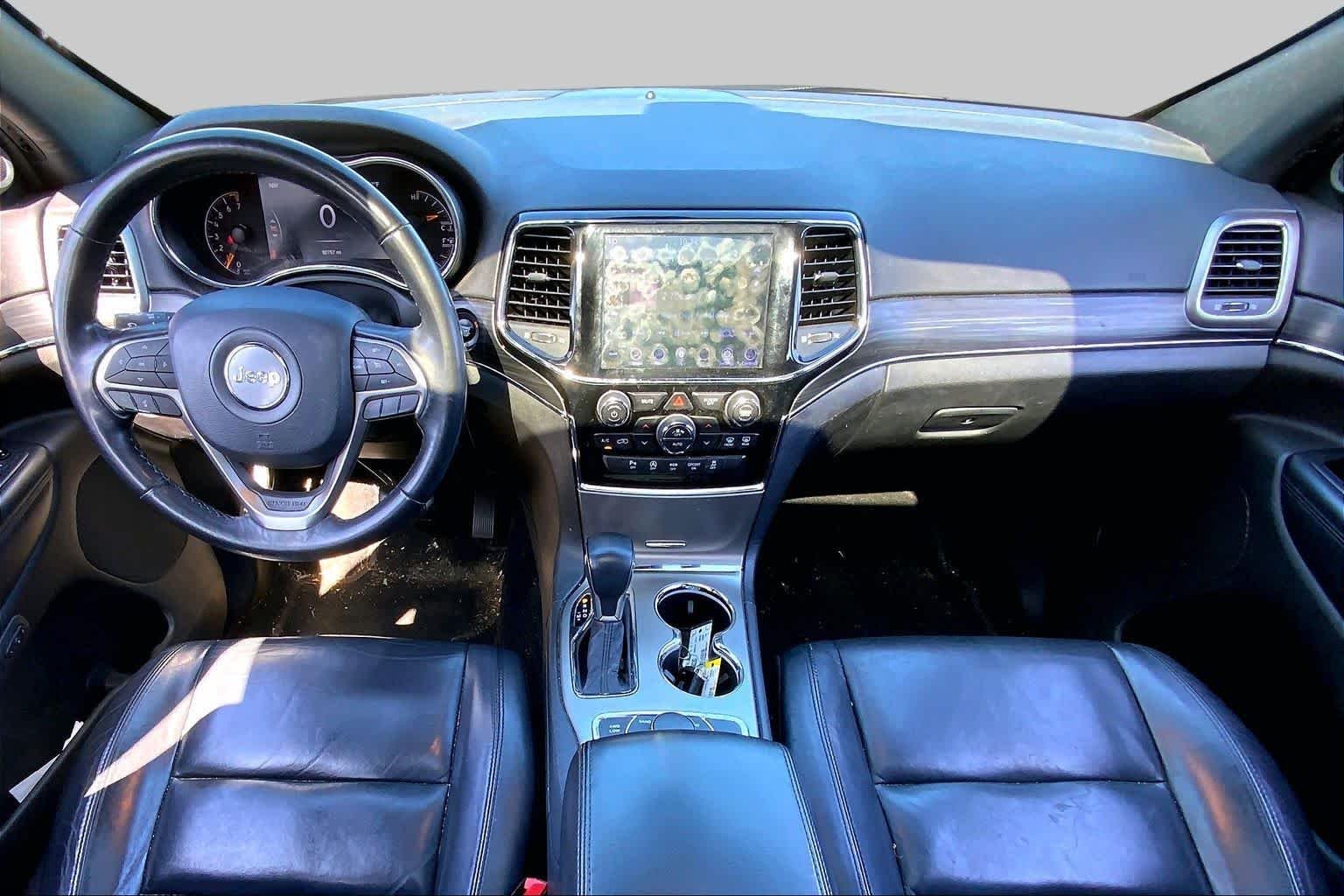 Used 2019 Billet Silver Metallic Clear Coat Jeep Limited image 16