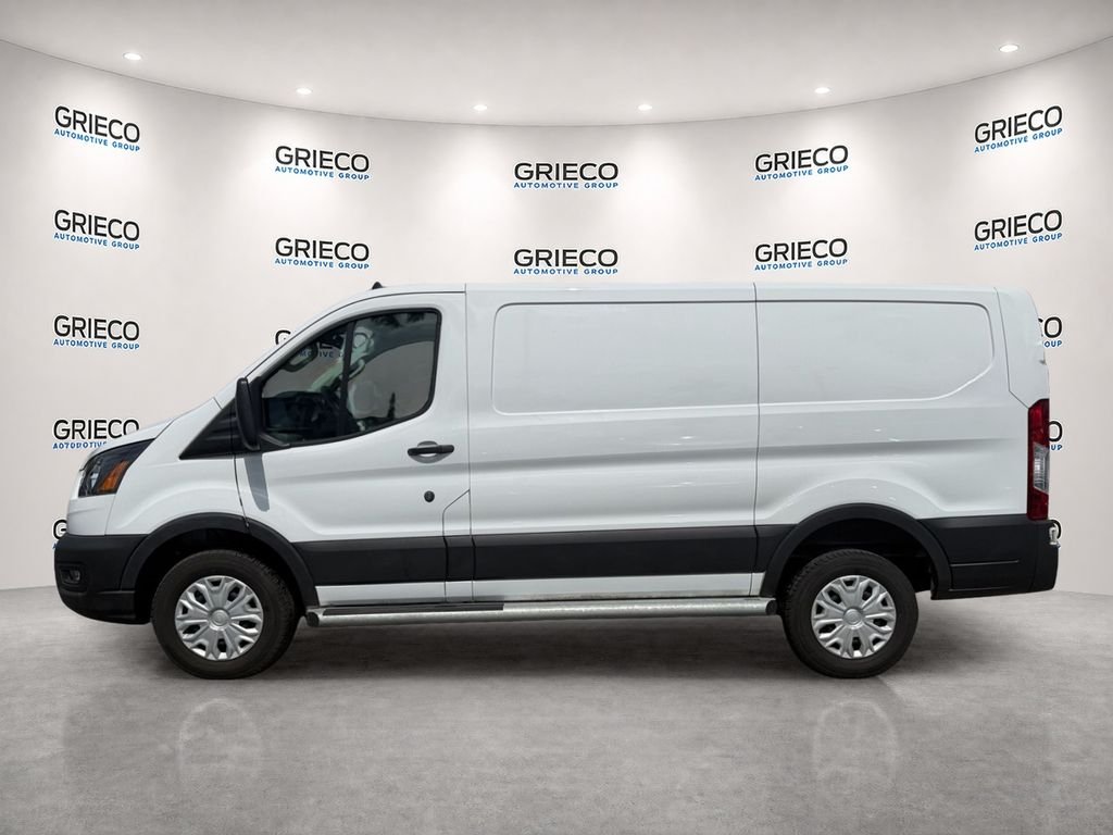 Used 2025 White Ford Base image 4