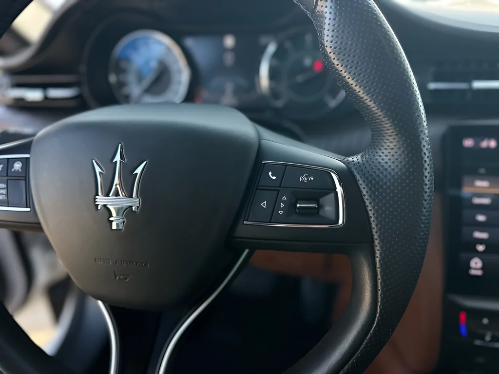 Used 2023 White Maserati GT image 12