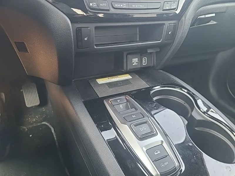 Used 2023  Honda Black Edition image 17