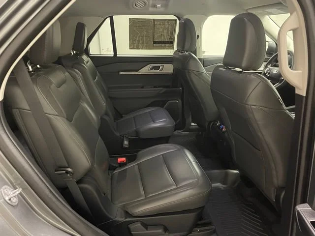 Used 2025  Ford Active image 23