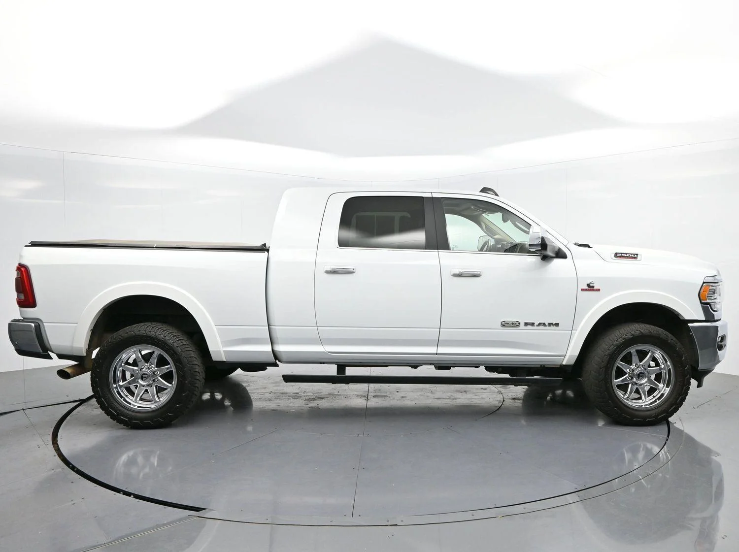 Used 2022 Bright White Clearcoat Ram Longhorn image 8