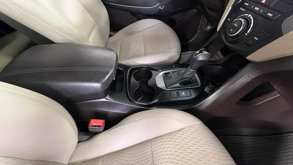 Used 2018 Black Hyundai 2.4L image 35