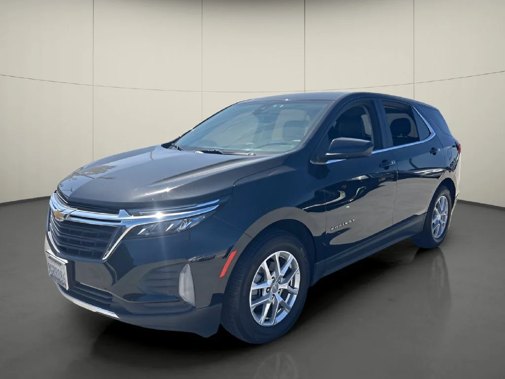 Used 2023 MOSAIC BLACK METALLIC Chevrolet LT image 2