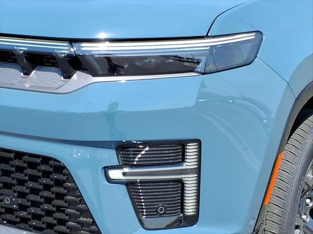 New 2026 Steel Blue Exterior Paint Jeep Grand Wagoneer image 16