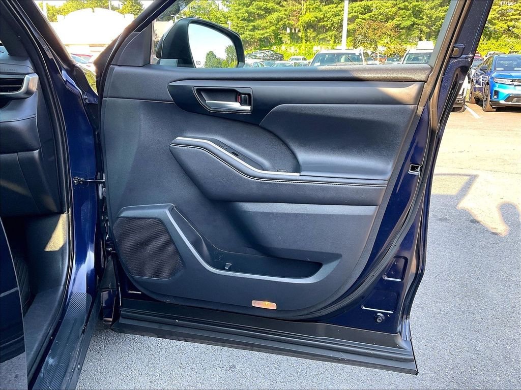 Used 2021 Blueprint Toyota XSE image 12
