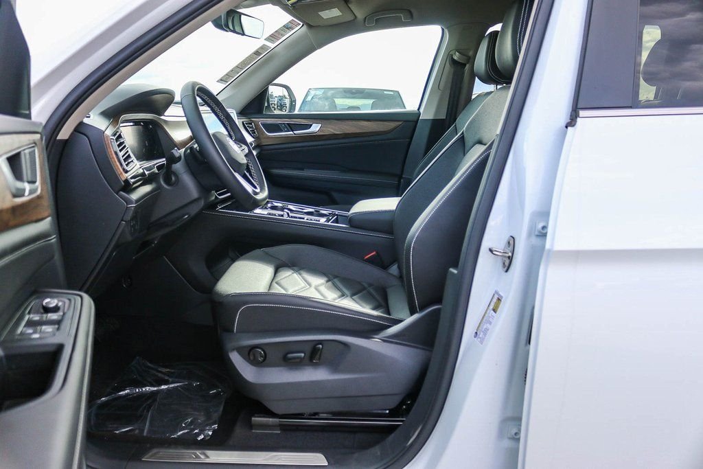 2026 Volkswagen Atlas SE w/Tech - Photo 22