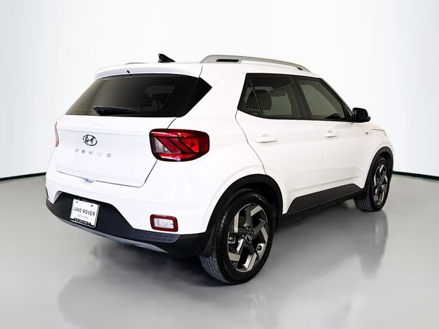 Used 2022 White Hyundai SEL image 5