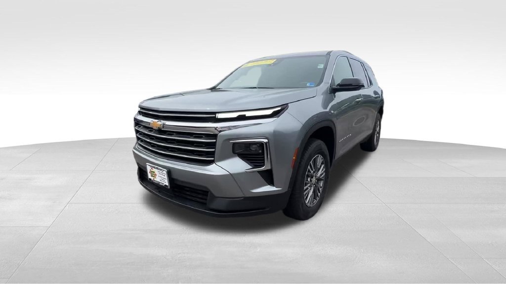 Used 2025 Gray Chevrolet LT image 13