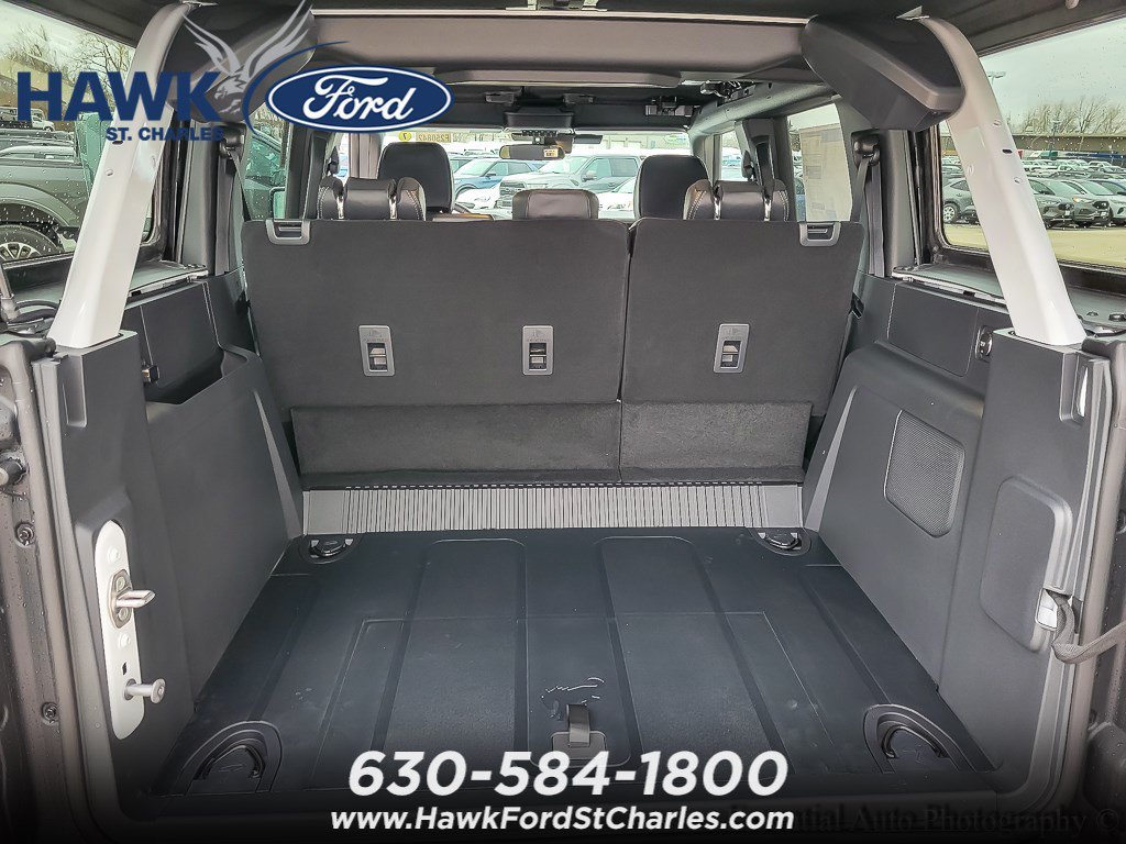 New 2025 Oxford White Ford Badlands® image 16