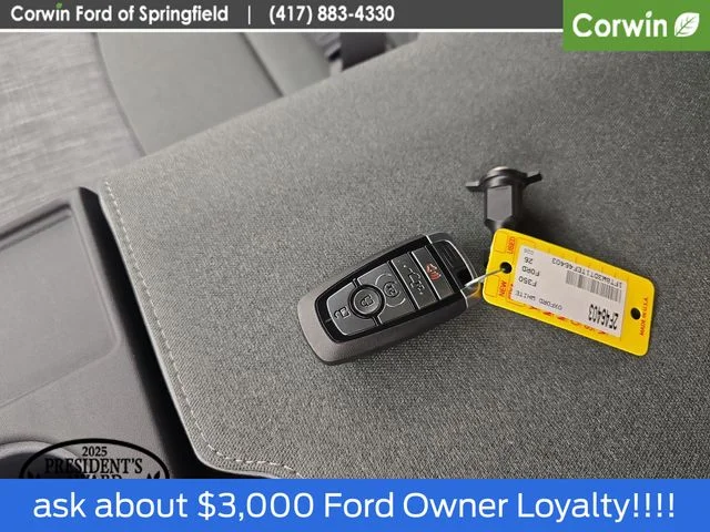 New 2026 Oxford White Ford F-350® XLT image 30