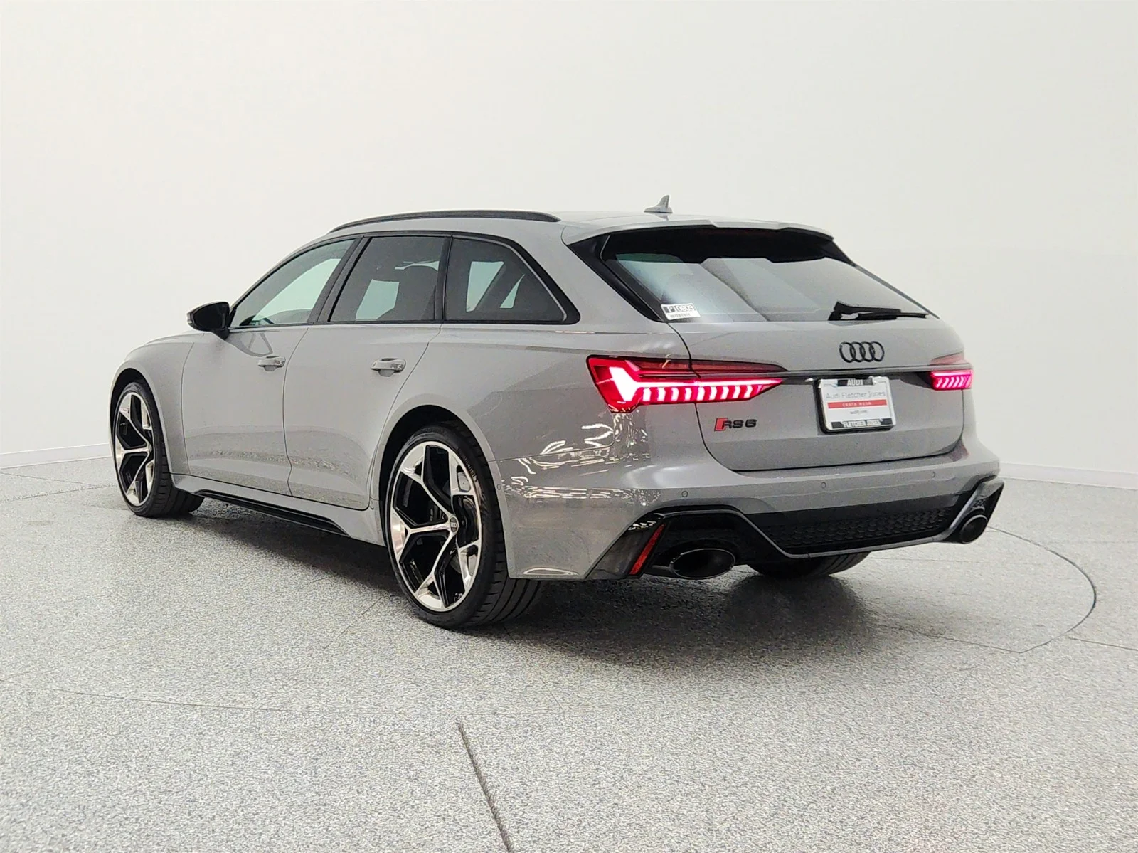 Used 2025 Nardo Gray Audi performance 4.0 TFSI quattro image 7