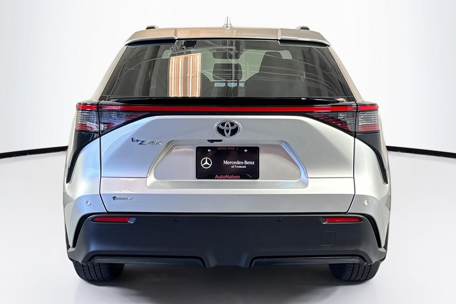 Used 2024 Black Toyota XLE image 6