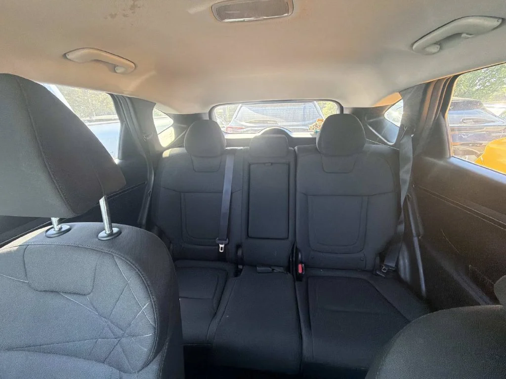 Used 2023 Black Hyundai SEL image 24