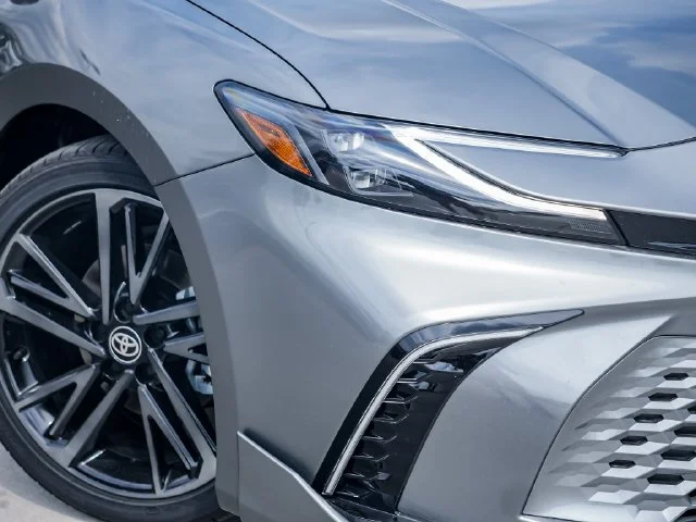 New 2026 Heavy Metal with Midnight Black Metallic roof Toyota XSE image 3