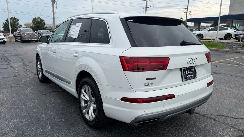 Used 2019  Audi 55 Premium quattro image 7