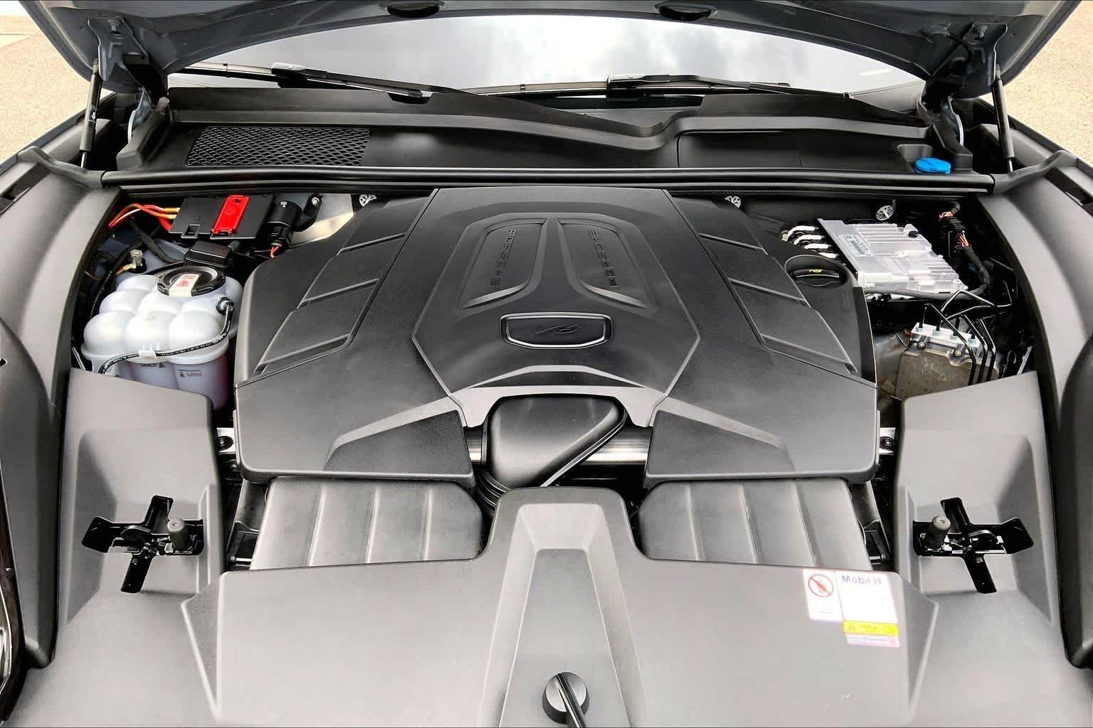 Used 2024 Arctic Grey Porsche  image 31