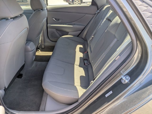 Used 2025 Gray Hyundai SEL Convenience image 25