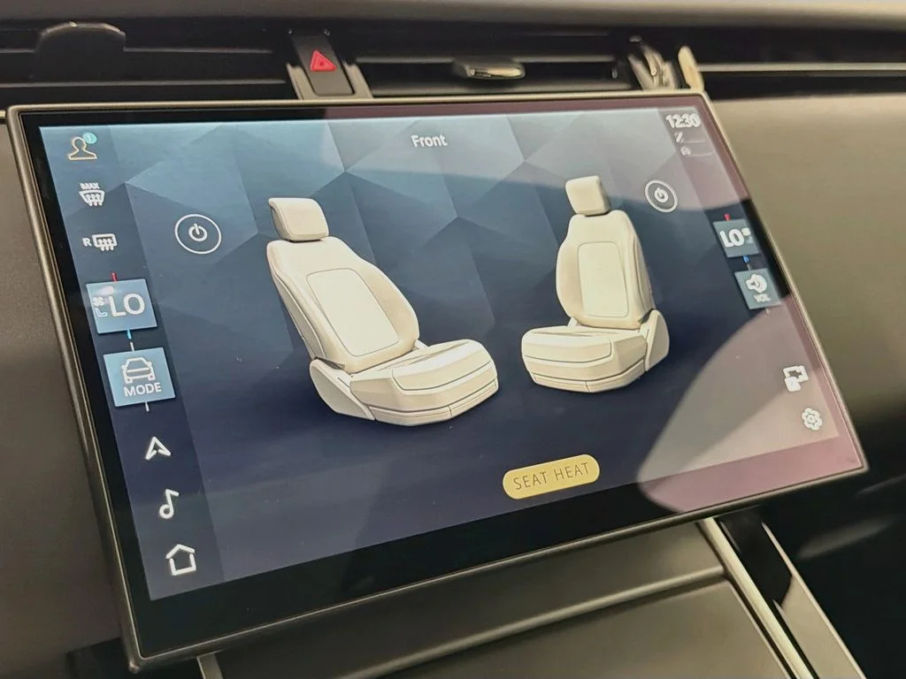 New 2026 Tribeca Blue Land Rover S image 21