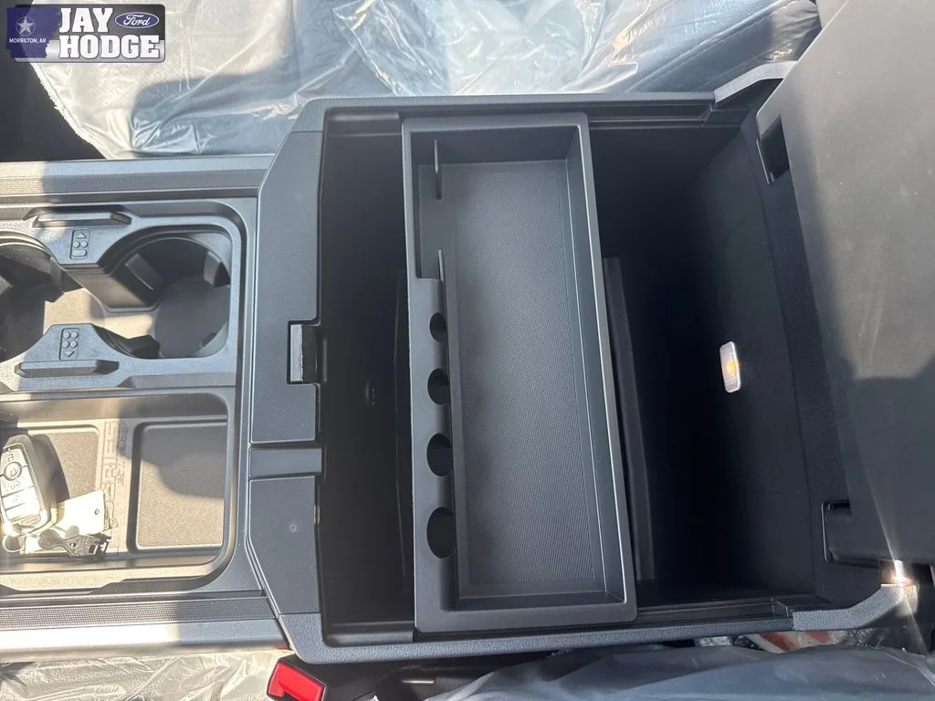 New 2026 Star White Metallic Tri-Coat Ford F-250® Lariat® image 13