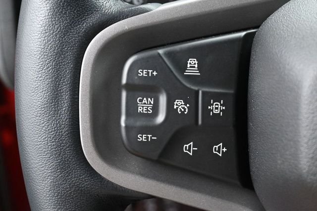 Used 2024 Red Ford Wildtrak image 15