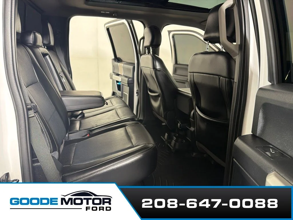 Certified Used 2017 White Platinum Clearcoat Metallic Ford Lariat image 23