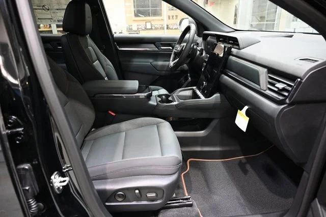 2026 GMC Terrain AT4 - Photo 10