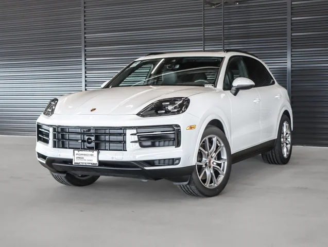 Certified Pre-Owned 2026 Porsche Cayenne With Navigation & AWD
