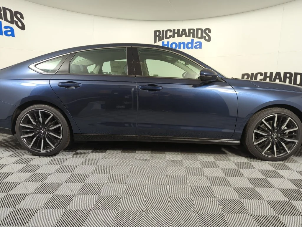 New 2026 Canyon River Blue Metallic Honda Touring image 6