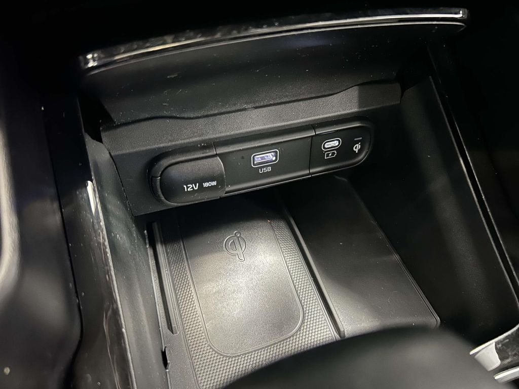 Used 2024 Green Kia EX X-Line image 24