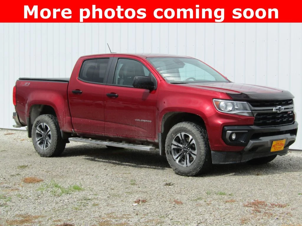 Used 2021 Red Chevrolet Z71 image 1