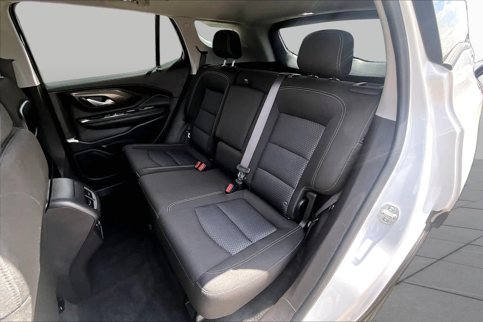 Certified Used 2024 Summit White GMC SLE image 20