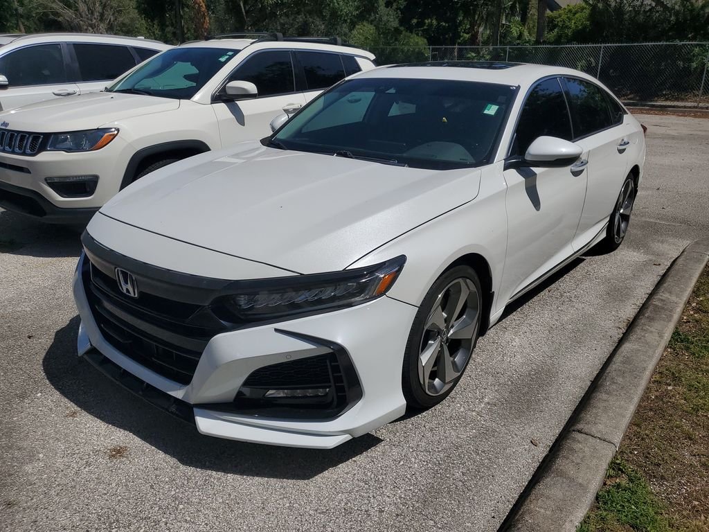 Used 2019 White Honda Touring 2.0T image 2