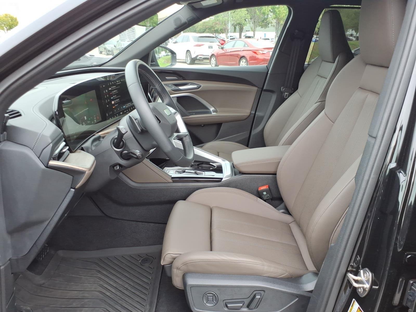 Used 2025 Mythos Black Metallic Audi Premium Plus image 12